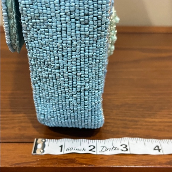 Handcrafted In India | Beaded Purse w/ Dust Bag, Charm Connector & Turtle Charm - Picture 13 of 17